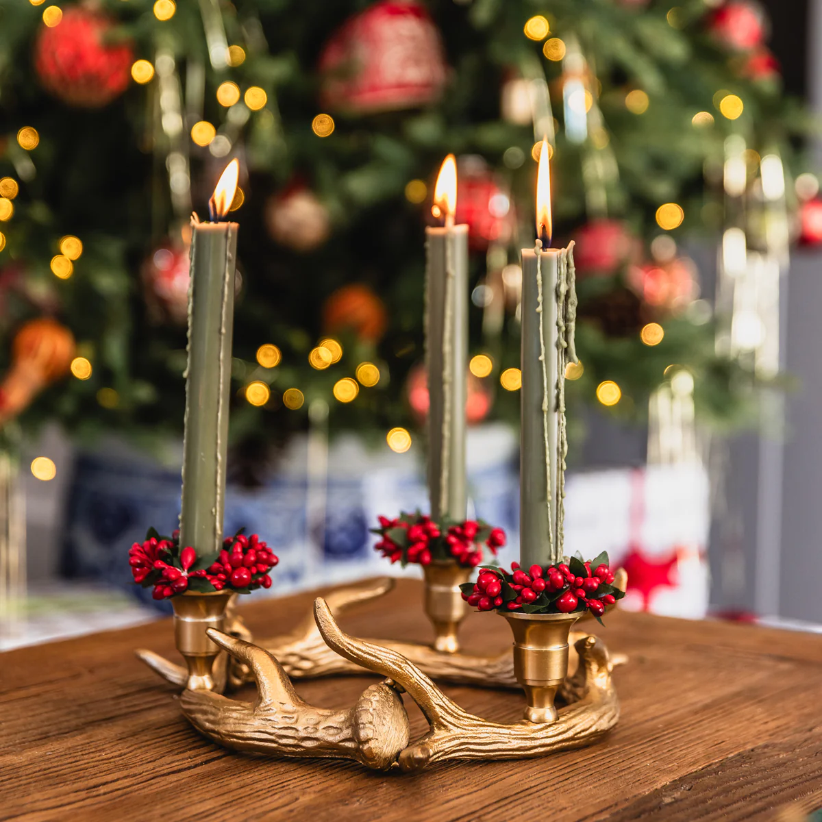 Antler Taper Candle Holder Round (Gold) - Image 2