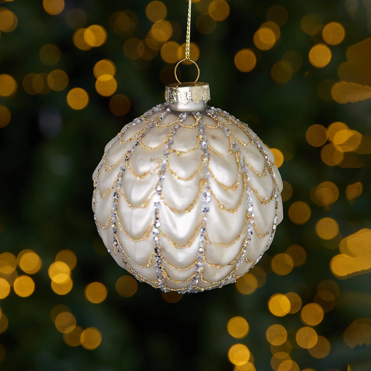 Art Deco Glass Bauble Set Of 4 (White & Gold) - Image 2