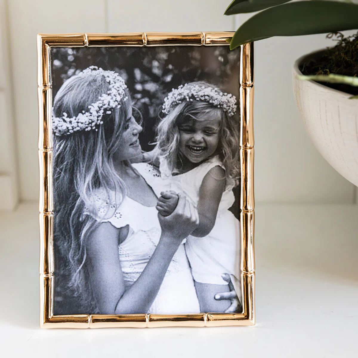 Classic Bamboo Photo Frame (Gold) - Image 2
