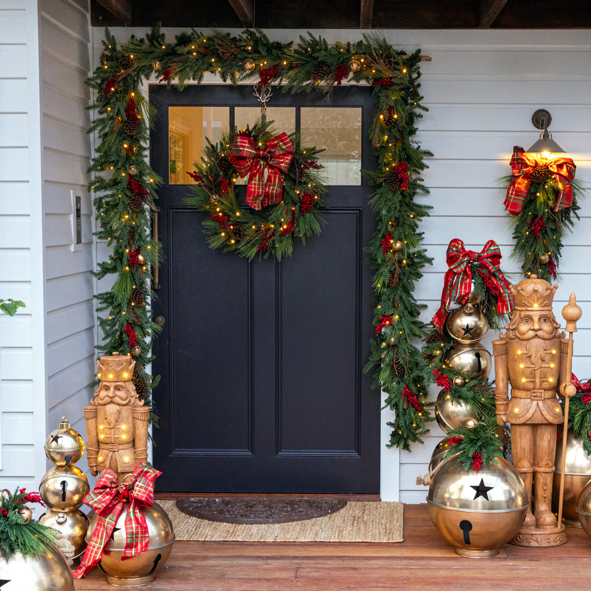 Oversized Nutcrackers With Lights (Timber Look) PRE-ORDER - Image 2