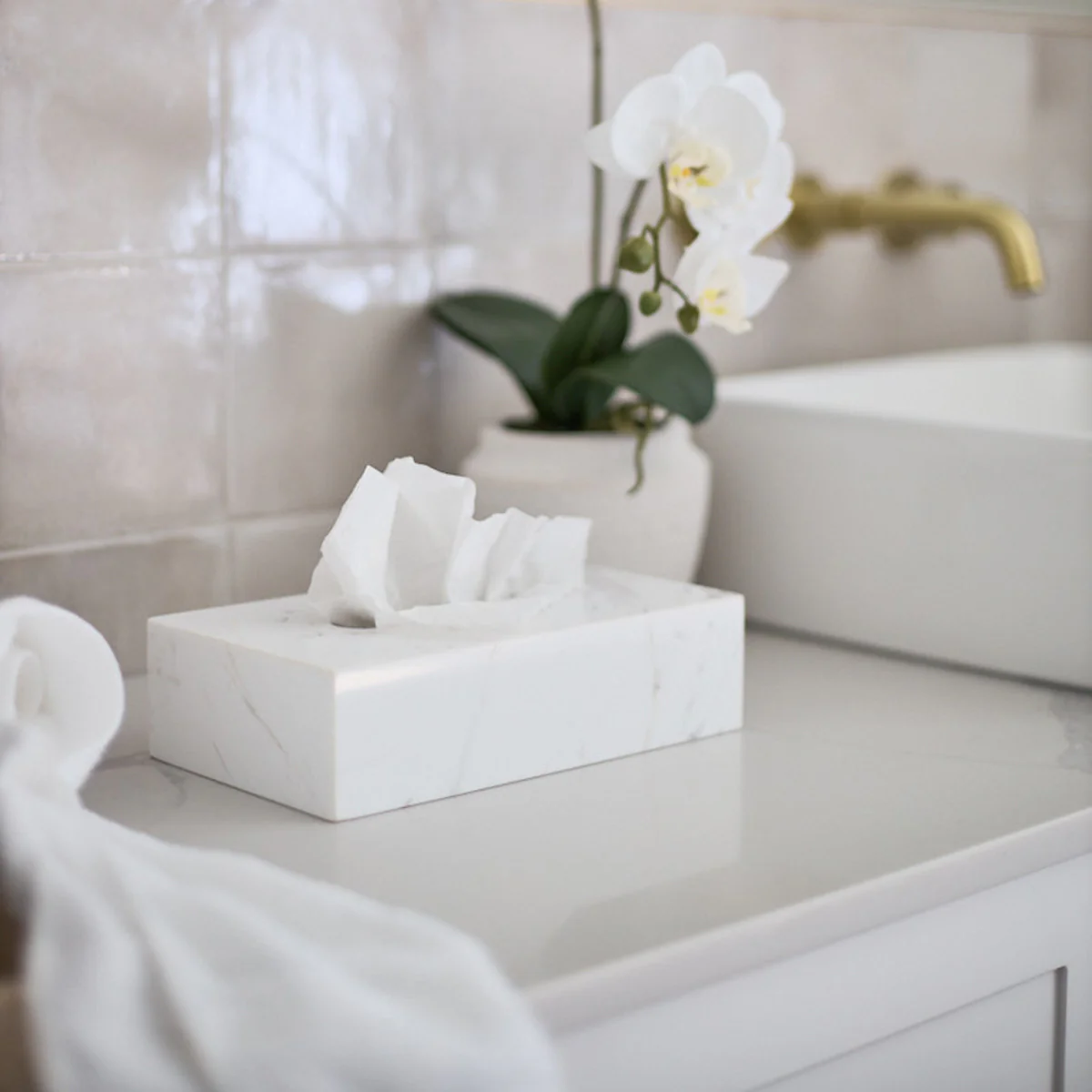 Como Marble Tissue Box Cover Rectangular - Image 2