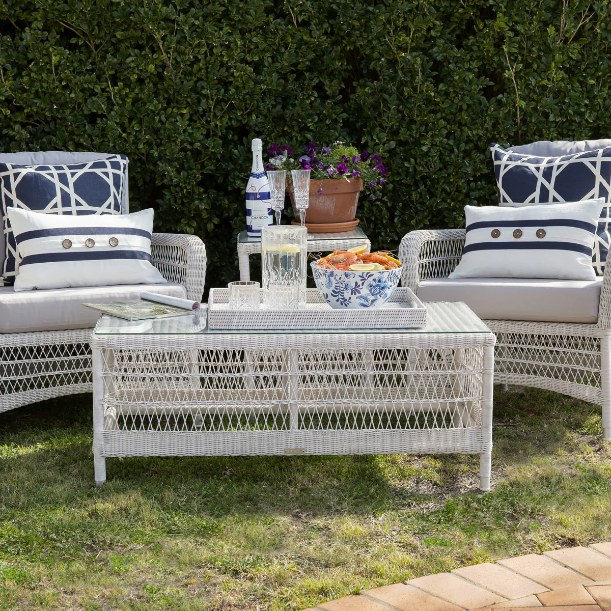 Hampton Outdoor Coffee Table Rectangular White - Image 5