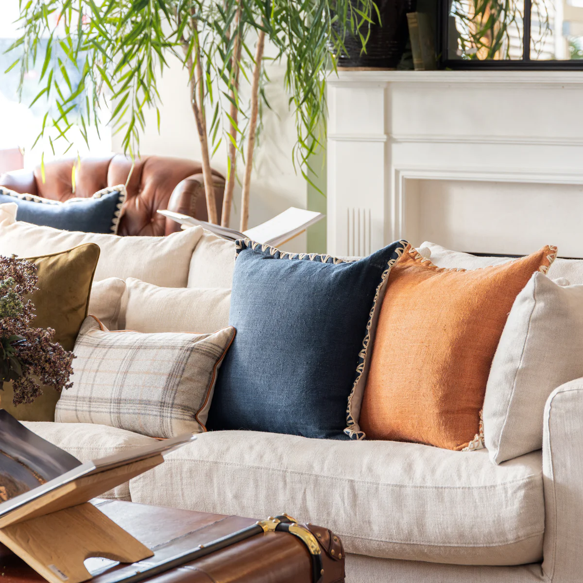 Kimberley Navy Blue Linen Cushion Cover - Image 2