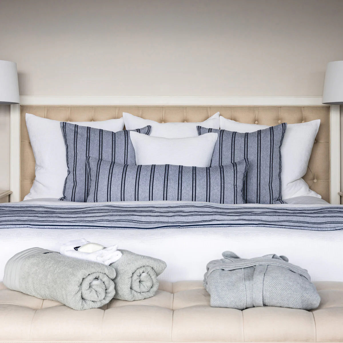 Lianto Bedding (White) - Image 3