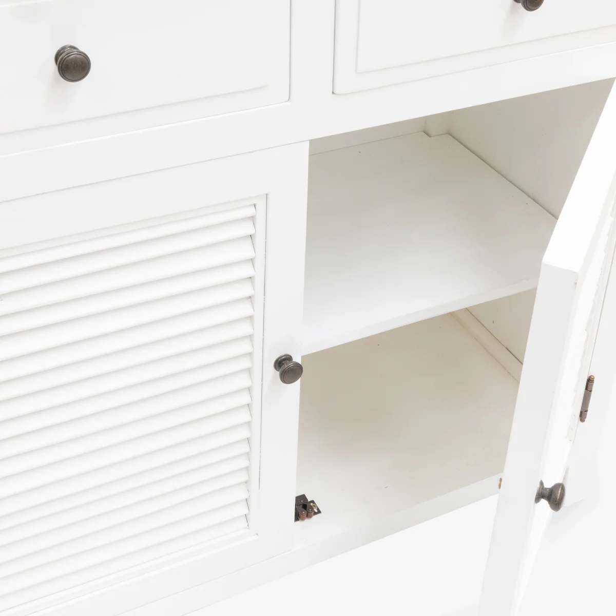Oak 4 Drawer 4 Door Louvre Sideboard White - Image 4