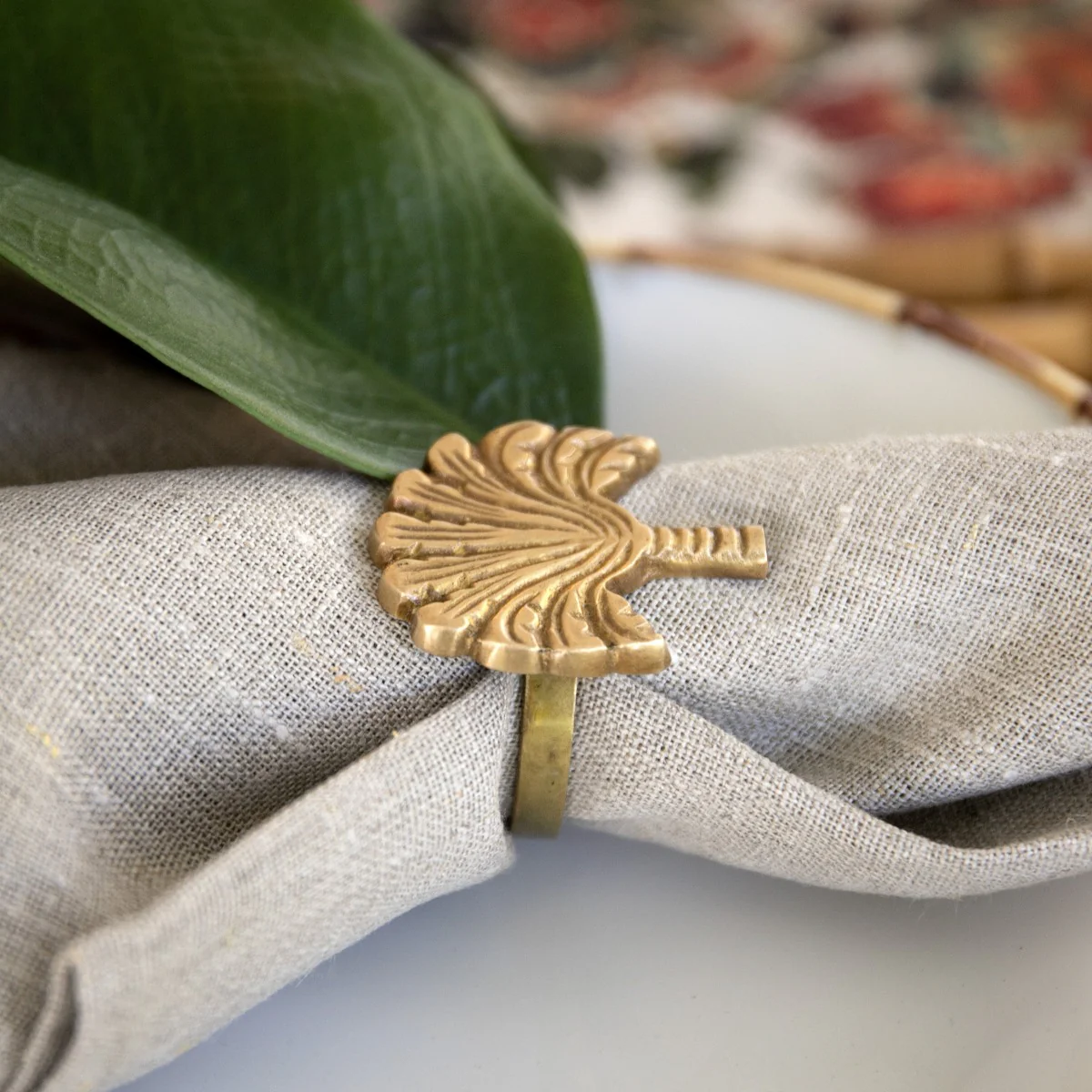 Palm Napkin Ring Brass - Image 3