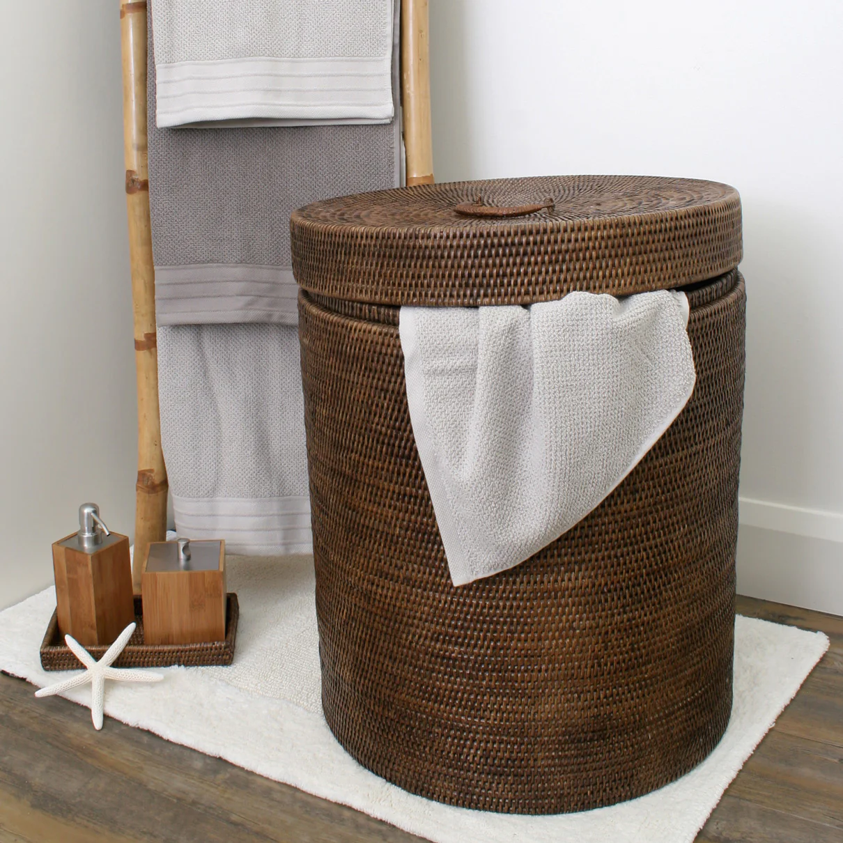 Rattan Laundry Hamper Round - Image 2