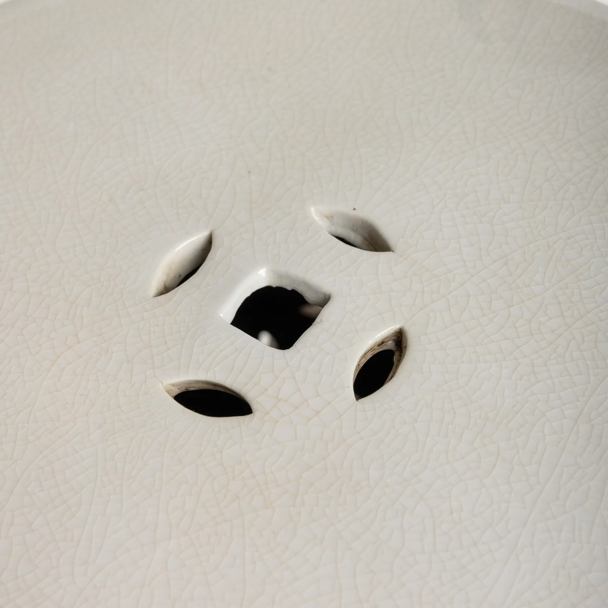 Royal Palm Ceramic Stool - Image 4