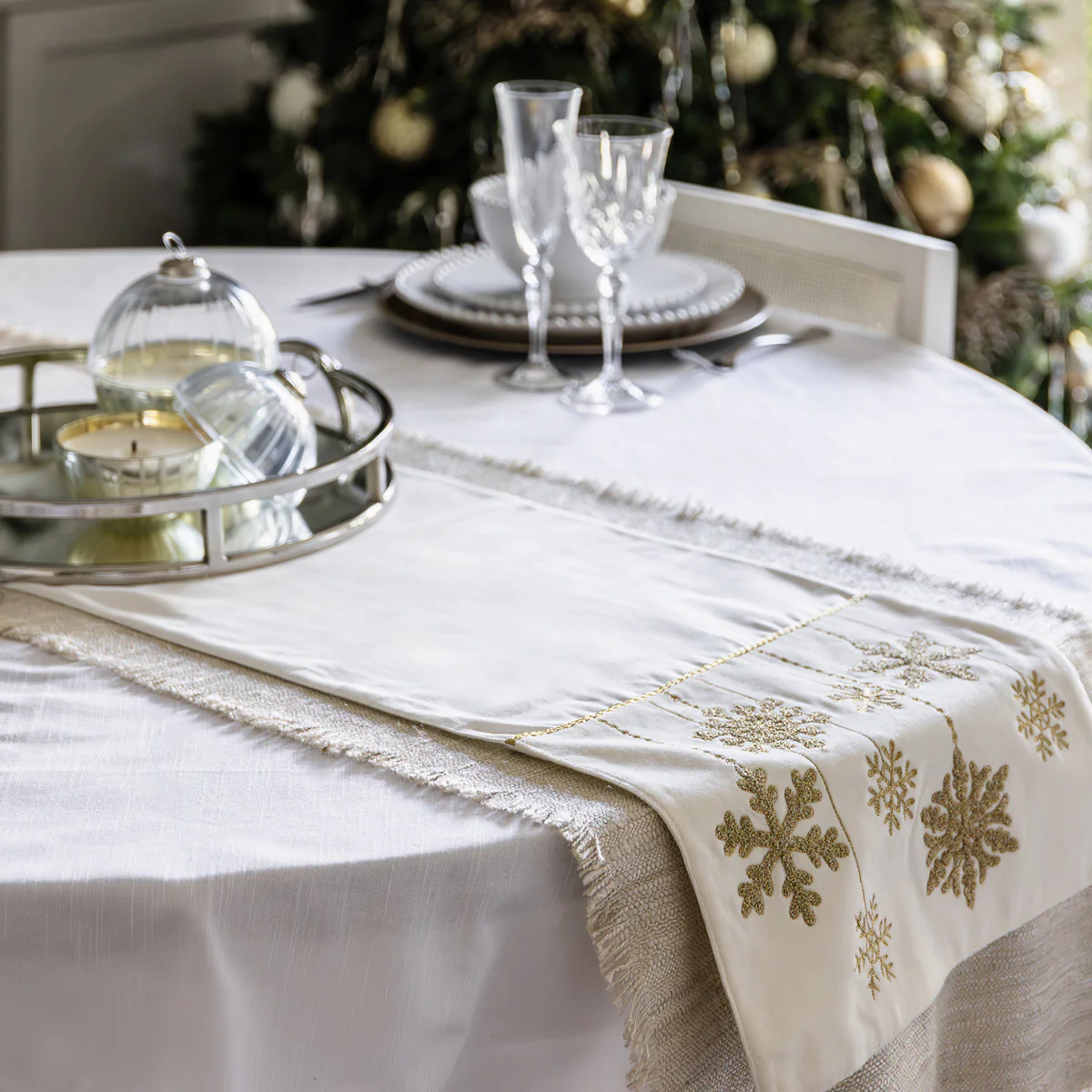 Snowflake Table Runner (Gold & White) - Image 2