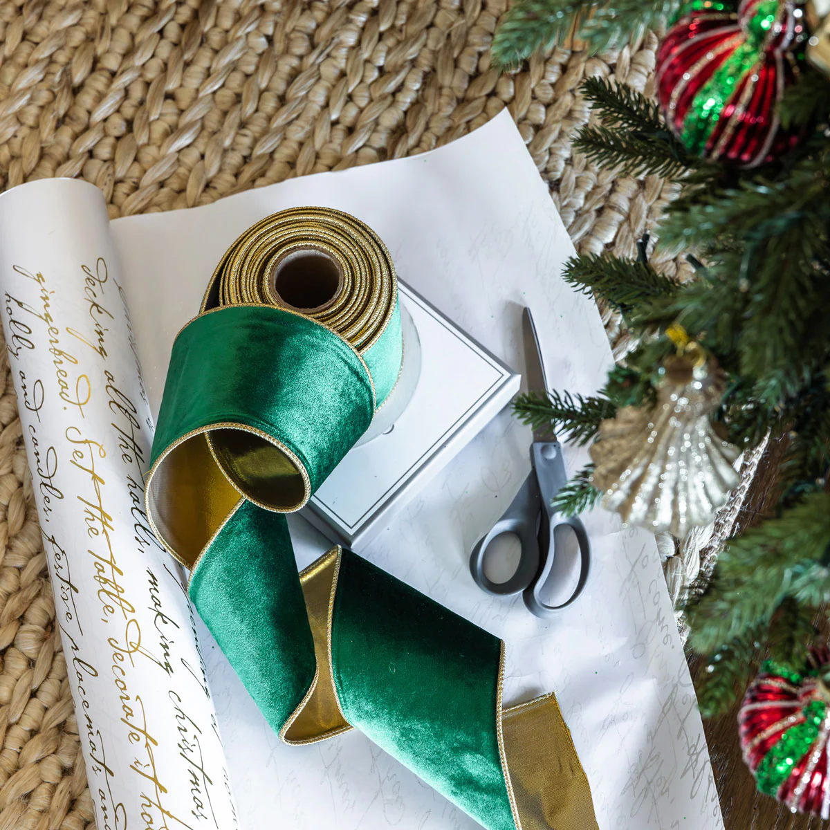 Velvet Wire Ribbon Green (Gold Edge 9m) - Image 2