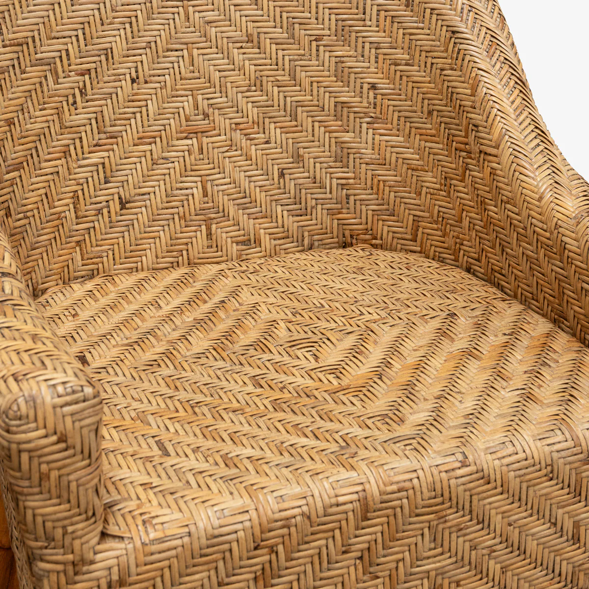 Winchester Rattan Barstool - Image 4