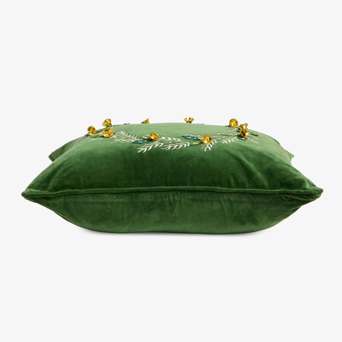Wreath Velvet Cushion Cover (Green) - Image 3