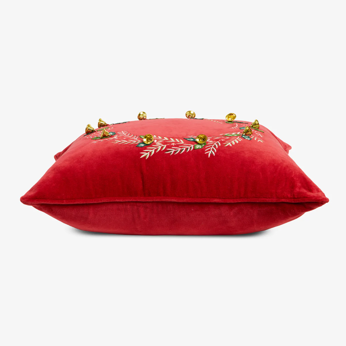 Wreath Velvet Cushion Cover (Red) - Image 3